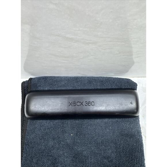 Microsoft Xbox 360 Media Remote DVD Control for Model 1493 Black Tested - Picture 4 of 7